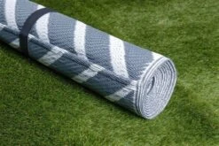 Leisurewize Prisma Outdoor Rug (Grey/White) - 120cm X 180cm (Medium)GW374 -Camping Essentials Shop gwrug3 image 4 of 4 1000x666 1